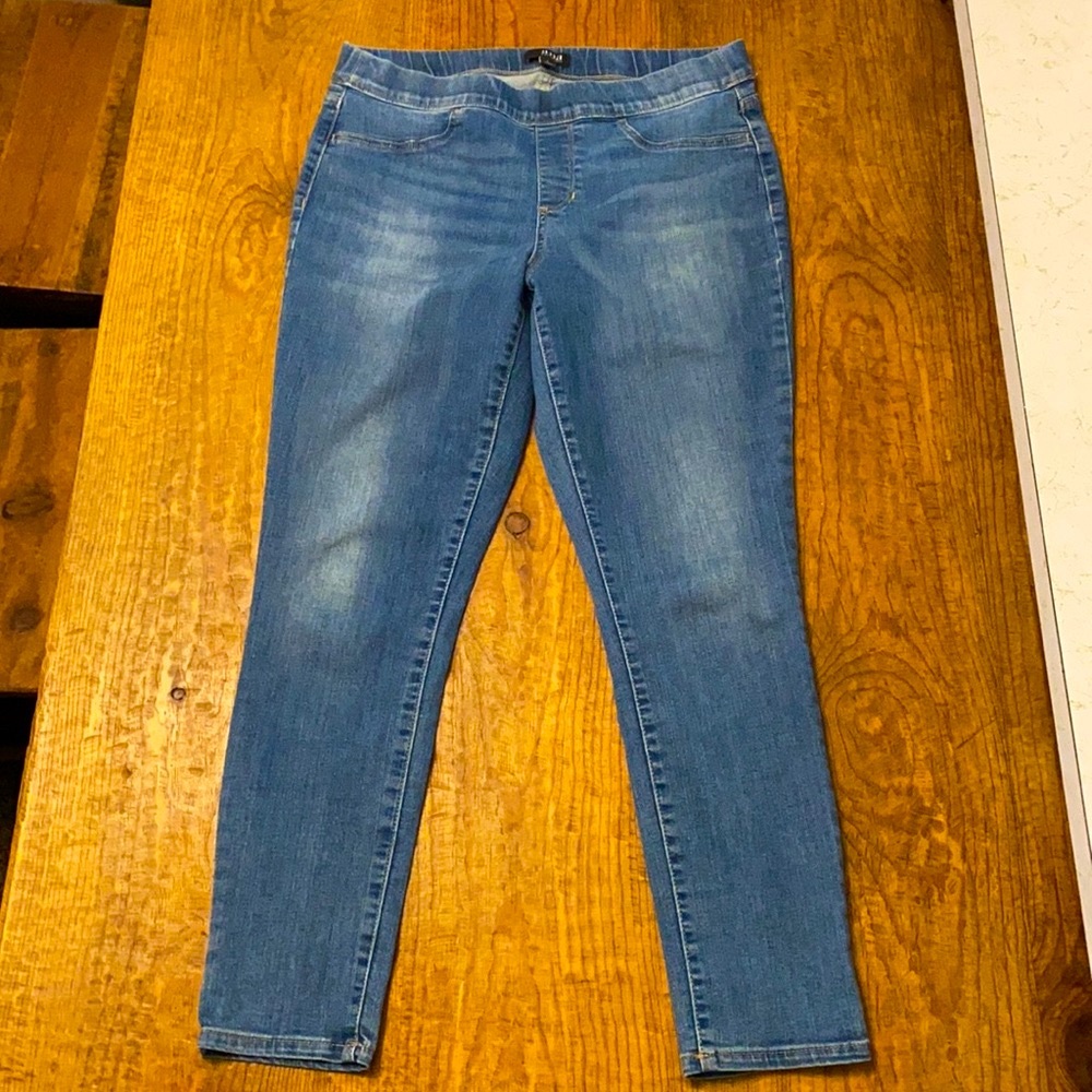 a.n.a Jeans